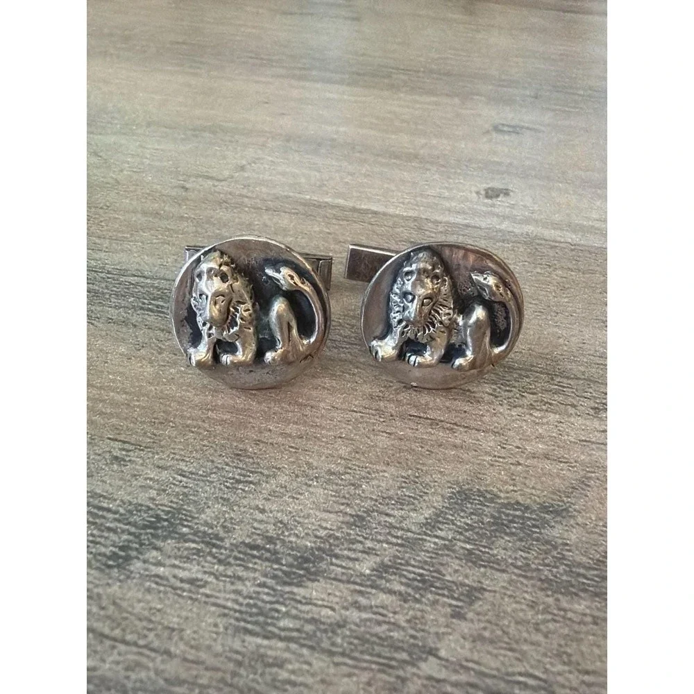 Vintage Oxidized Sterling‎ Silver Relief Lion T-Back Cufflinks